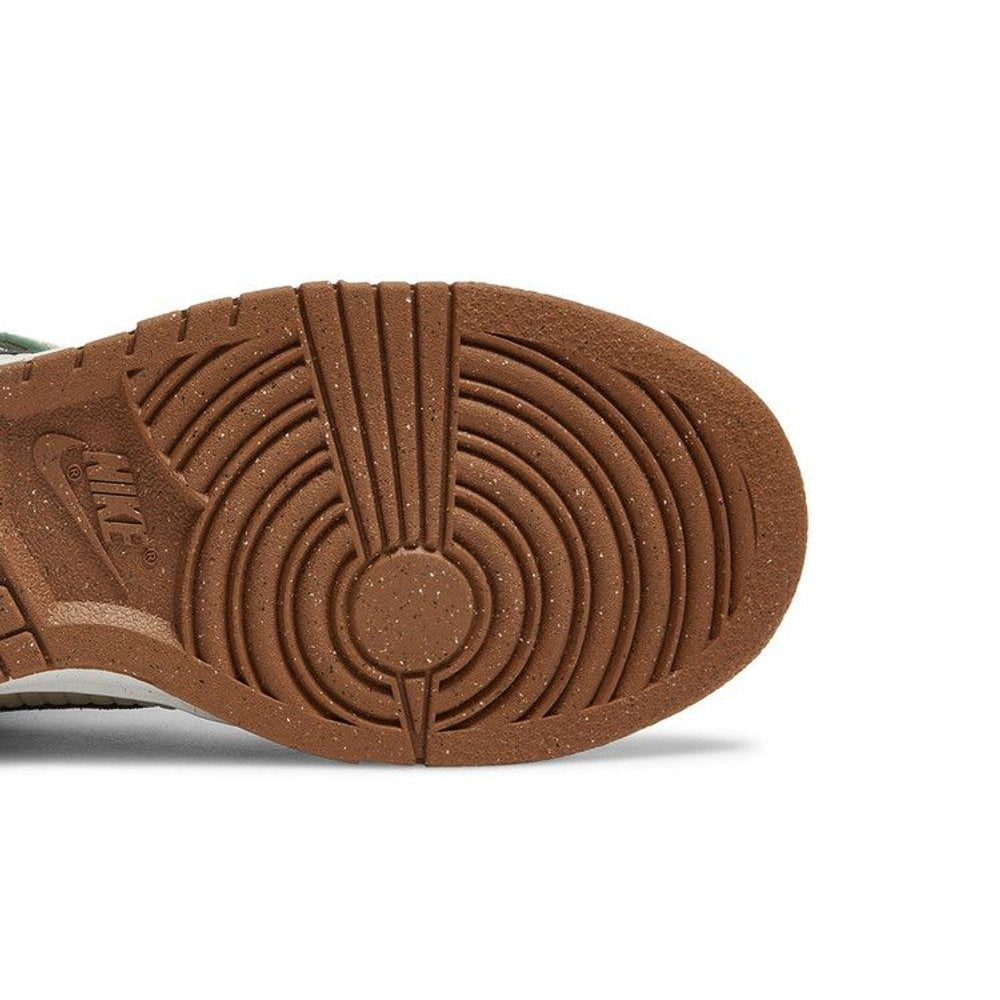 Nike Wmns Dunk High LX Next Nature 'Toasty' – pohled shora | Purekickz