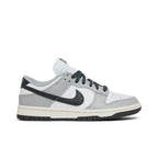 Nike Wmns Dunk Low Light Smoke Grey – boční pohled | Purekickz