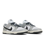 Nike Wmns Dunk Low Light Smoke Grey – lifestyle foto | Purekickz