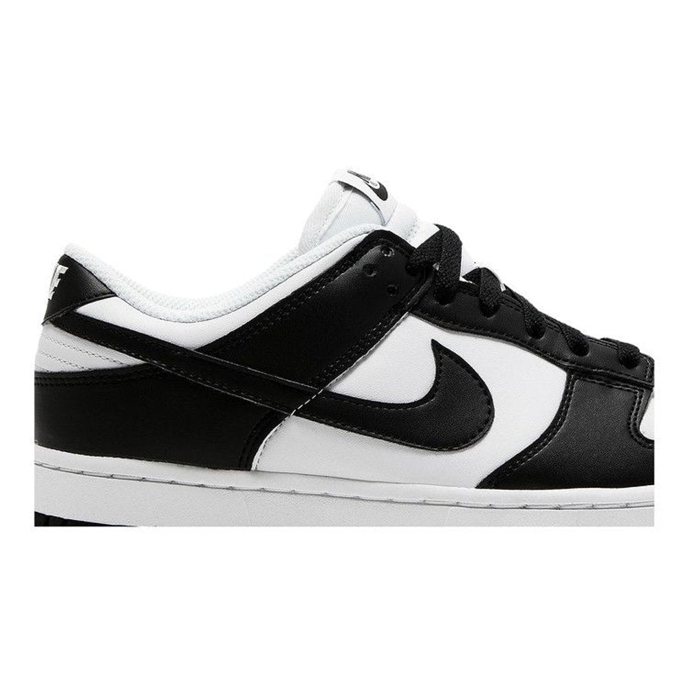 Nike Wmns Dunk Low Next Nature Black White – detail | Purekickz