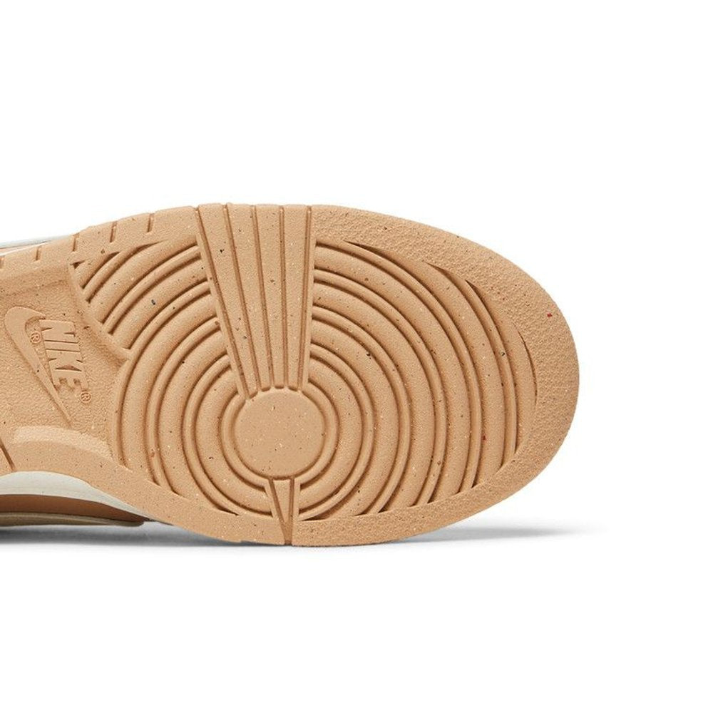 Nike Wmns Dunk Low Next Nature 'Hemp' – pohled shora | Purekickz