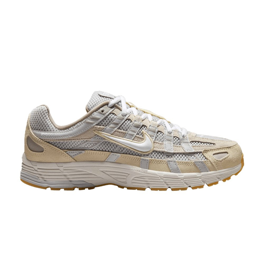 Nike Wmns P-6000 'Photon Dust Light Khaki' – boční pohled | Purekickz