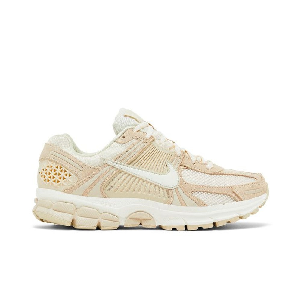 Nike Zoom Vomero 5 Beach Light Khaki (Women's) – boční pohled | Purekickz