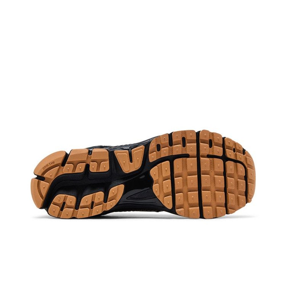 Nike Zoom Vomero 5 Black Gum – zadní pohled | Purekickz