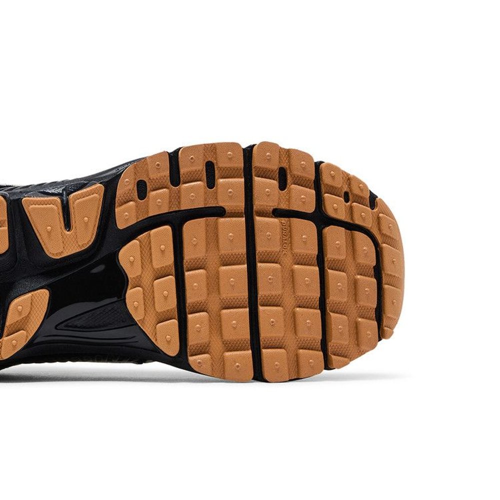 Nike Zoom Vomero 5 Black Gum – pohled shora | Purekickz
