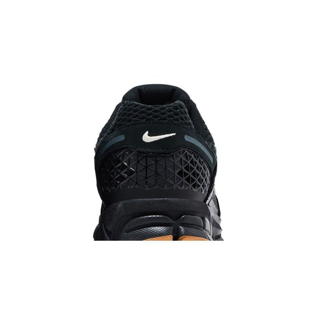 Nike Zoom Vomero 5 Black Gum – detail materiálu | Purekickz