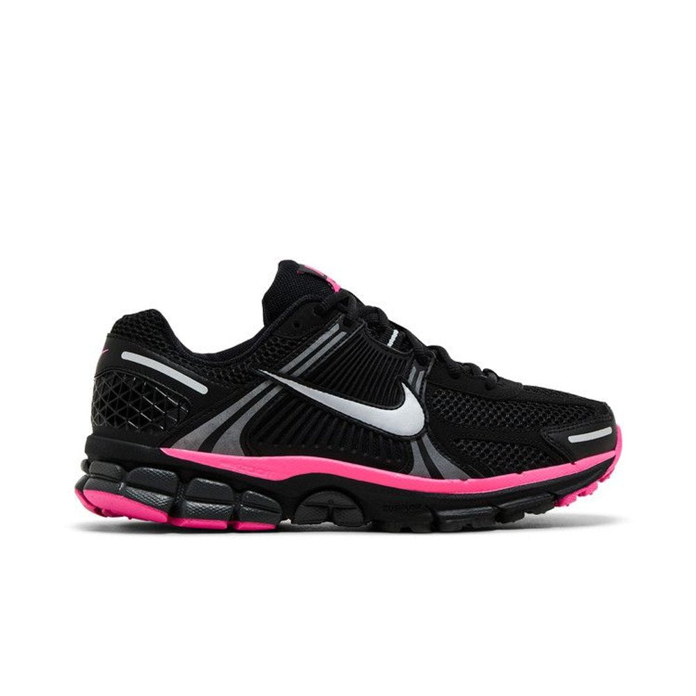 Nike Zoom Vomero 5 Black Pink Blast – boční pohled | Purekickz
