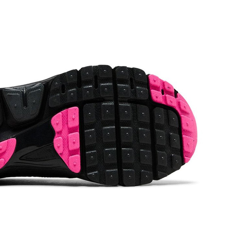 Nike Zoom Vomero 5 Black Pink Blast – pohled shora | Purekickz