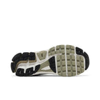 Nike Zoom Vomero 5 Cargo Khaki Light Army (GS) – zadní pohled | Purekickz