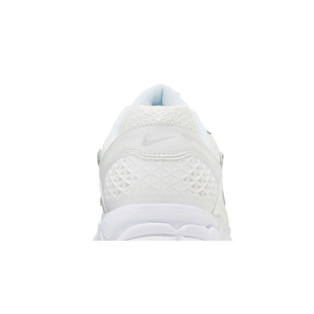 Nike Zoom Vomero 5 Chrome Toe (W) – detail materiálu | Purekickz
