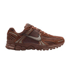 Nike Zoom Vomero 5 Fauna Brown Velvet Brown (W) – boční pohled | Purekickz