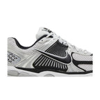 Nike Zoom Vomero 5 Metallic Silver Black – detail | Purekickz