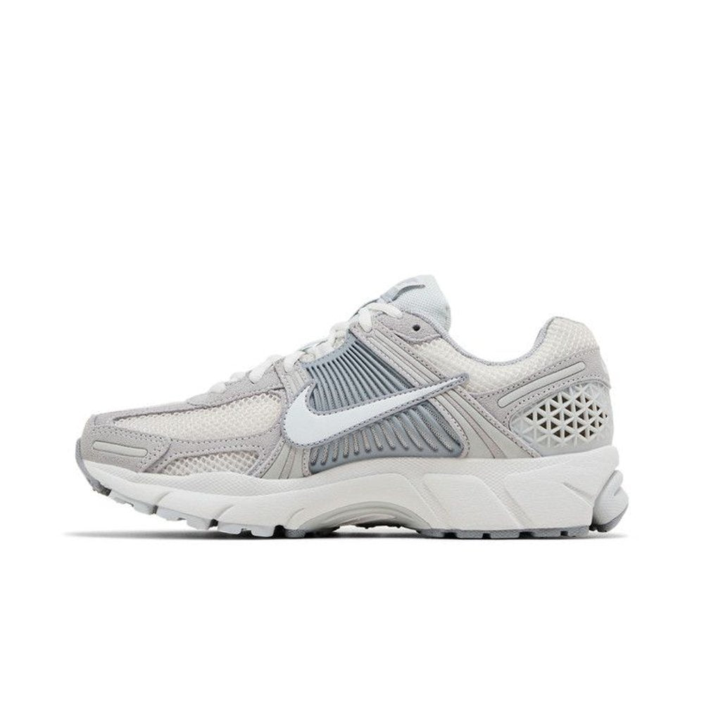 Nike Zoom Vomero 5 Pure Platinum Platinum Tint Wolf Grey Summit White (W) – hlavní pohled | Purekickz