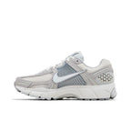 Nike Zoom Vomero 5 Pure Platinum Platinum Tint Wolf Grey Summit White (W) – hlavní pohled | Purekickz