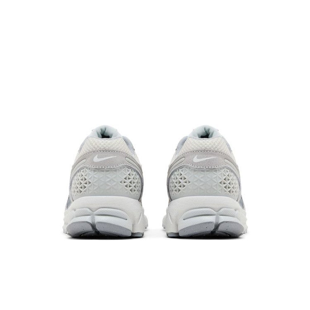 Nike Zoom Vomero 5 Pure Platinum Platinum Tint Wolf Grey Summit White (W) – podrážka | Purekickz