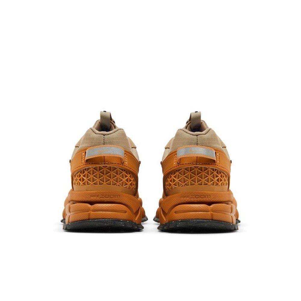 Nike Zoom Vomero 5 Roam Flax (W)
