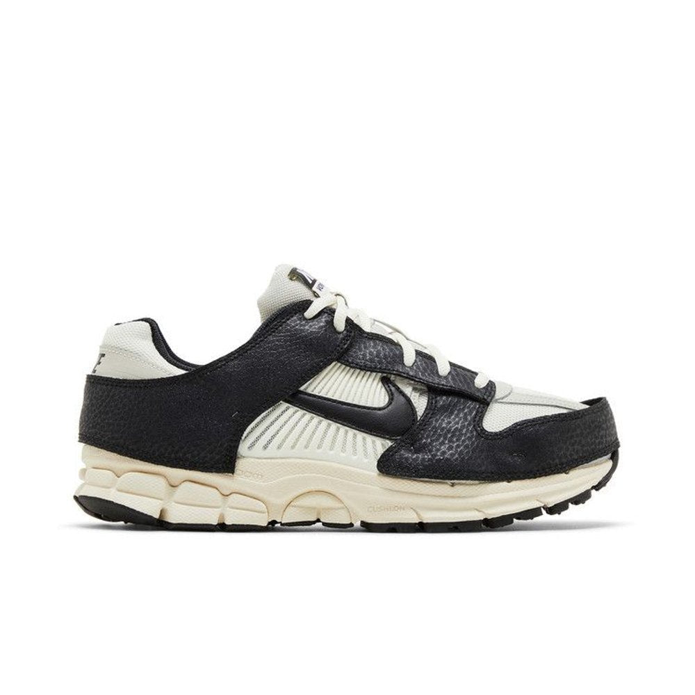 Nike Zoom Vomero 5 Timeless Panda Dunk – boční pohled | Purekickz