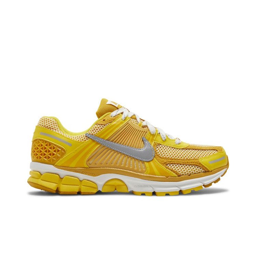 Nike Zoom Vomero 5 Yellow Ochre – boční pohled | Purekickz