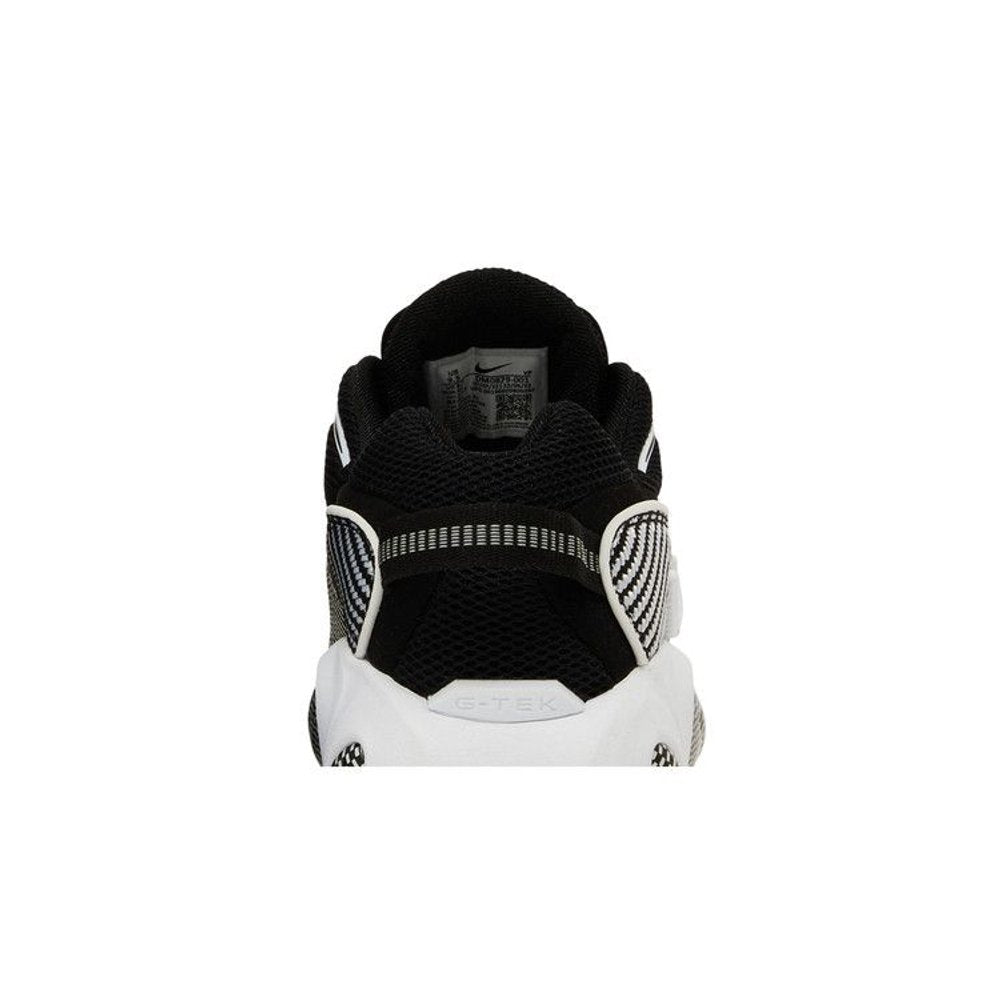 NOCTA x Nike Glide 'Black White' – detail materiálu | Purekickz