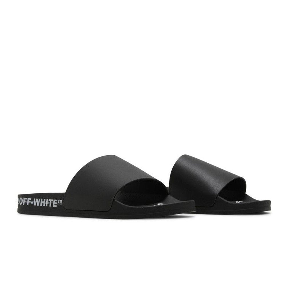 OFF-WHITE Industrial Belt Slides Black White – lifestyle foto | Purekickz