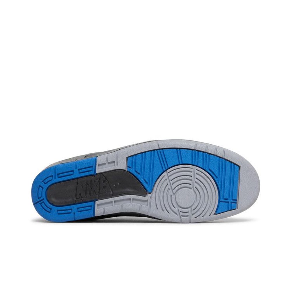 Off-White x Air Jordan 2 Retro Low SP 'Black Varsity Royal' – zadní pohled | Purekickz