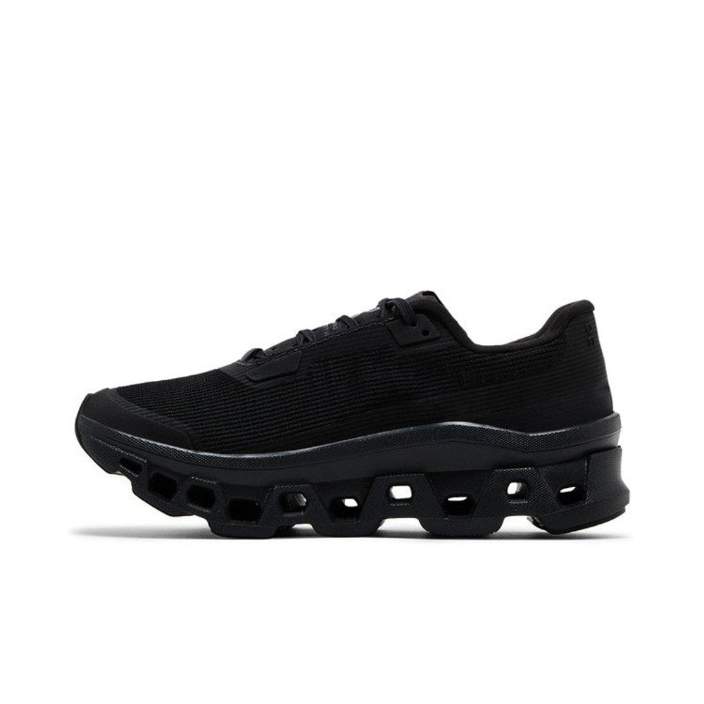 On Running Cloudmonster Void All Black (W) – hlavní pohled | Purekickz