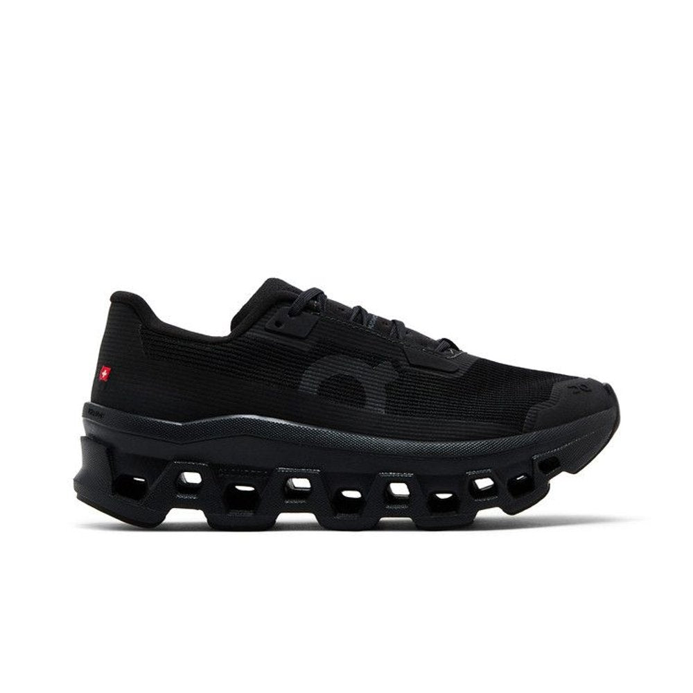 On Running Cloudmonster Void All Black (W) – boční pohled | Purekickz