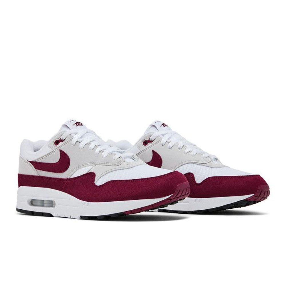 Stranger Things x Nike Air Max 1 'Steve Harrington' – lifestyle foto | Purekickz