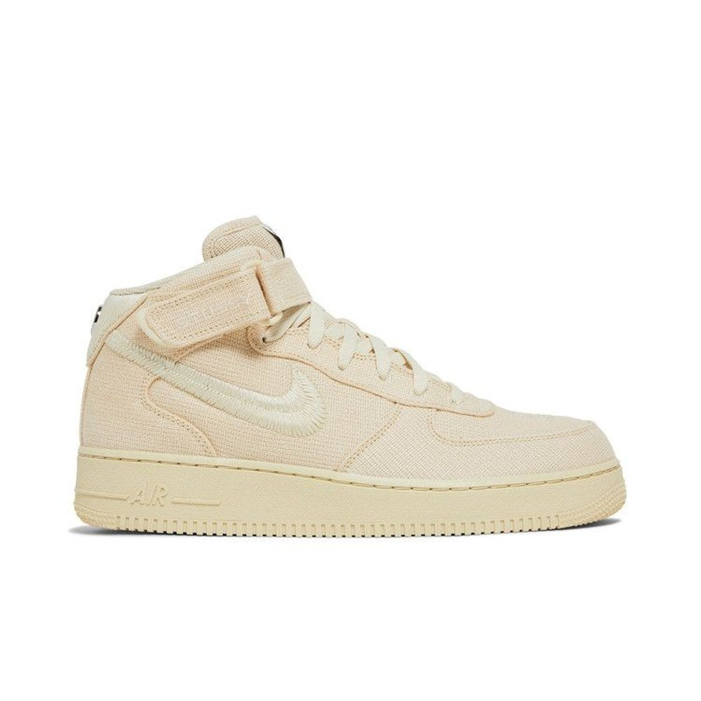 Stussy x Nike Air Force 1 Mid 'Fossil' – boční pohled | Purekickz