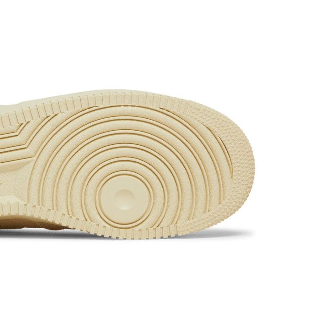 Stussy x Nike Air Force 1 Mid 'Fossil' – pohled shora | Purekickz