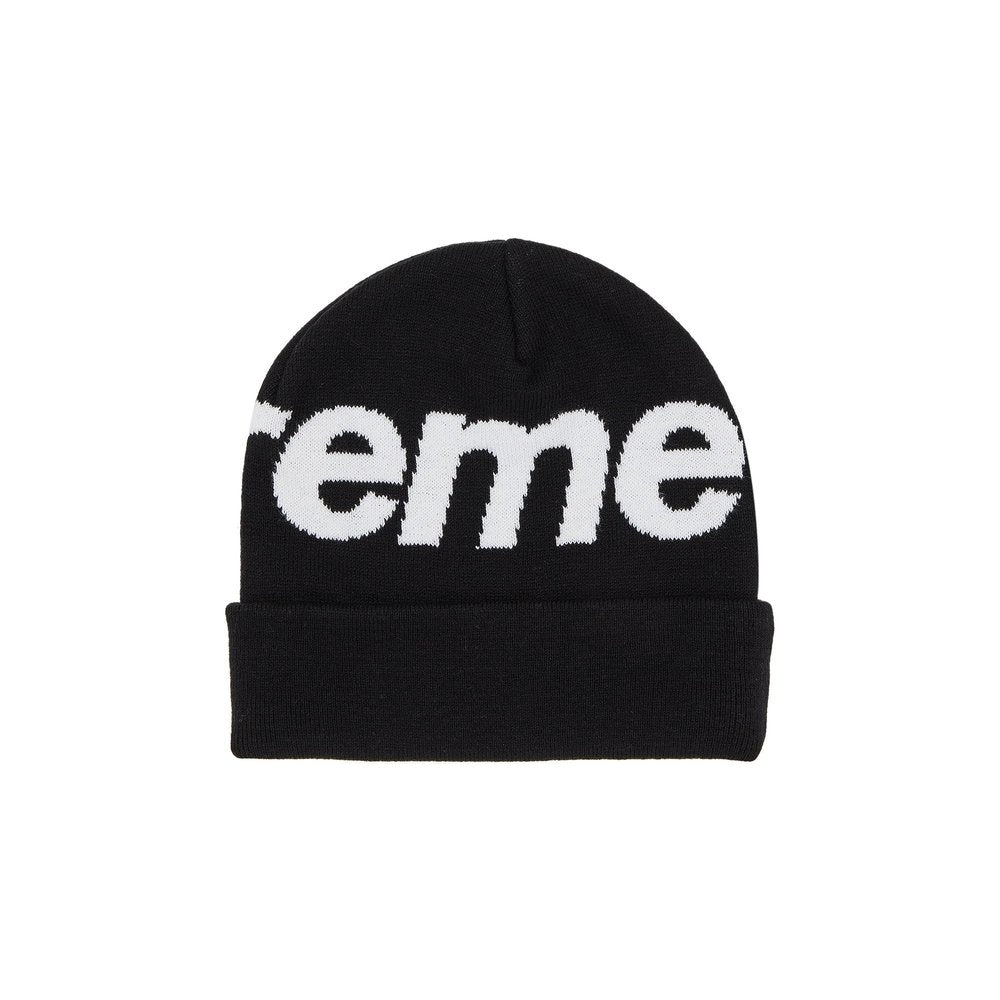 Supreme Big Logo Beanie (FW24) Black – boční pohled | Purekickz
