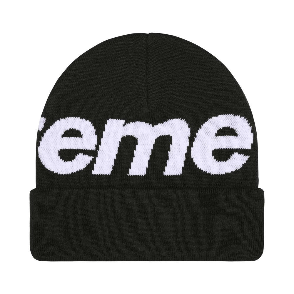 Supreme Big Logo Beanie (FW25) Black – boční pohled | Purekickz