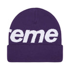 Supreme Big Logo Beanie (FW25) Purple – boční pohled | Purekickz