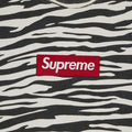 Supreme Box Logo Crewneck (FW22) Zebra – hlavní pohled | Purekickz
