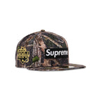 Supreme Championship Box Logo New Era 59Fifty Hat TrueTimber Kanati Camo – boční pohled | Purekickz