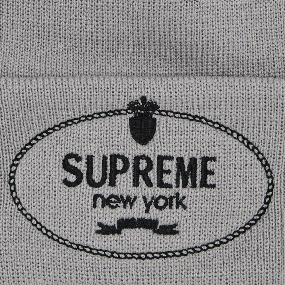 Supreme Crest Beanie Grey – detail | Purekickz
