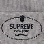 Supreme Crest Beanie Grey – detail | Purekickz