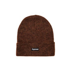Supreme Mohair Beanie (FW24) Dark Brown – boční pohled | Purekickz