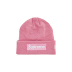 Supreme New Era Box Logo Beanie (FW24) Dusty Pink – hlavní pohled | Purekickz