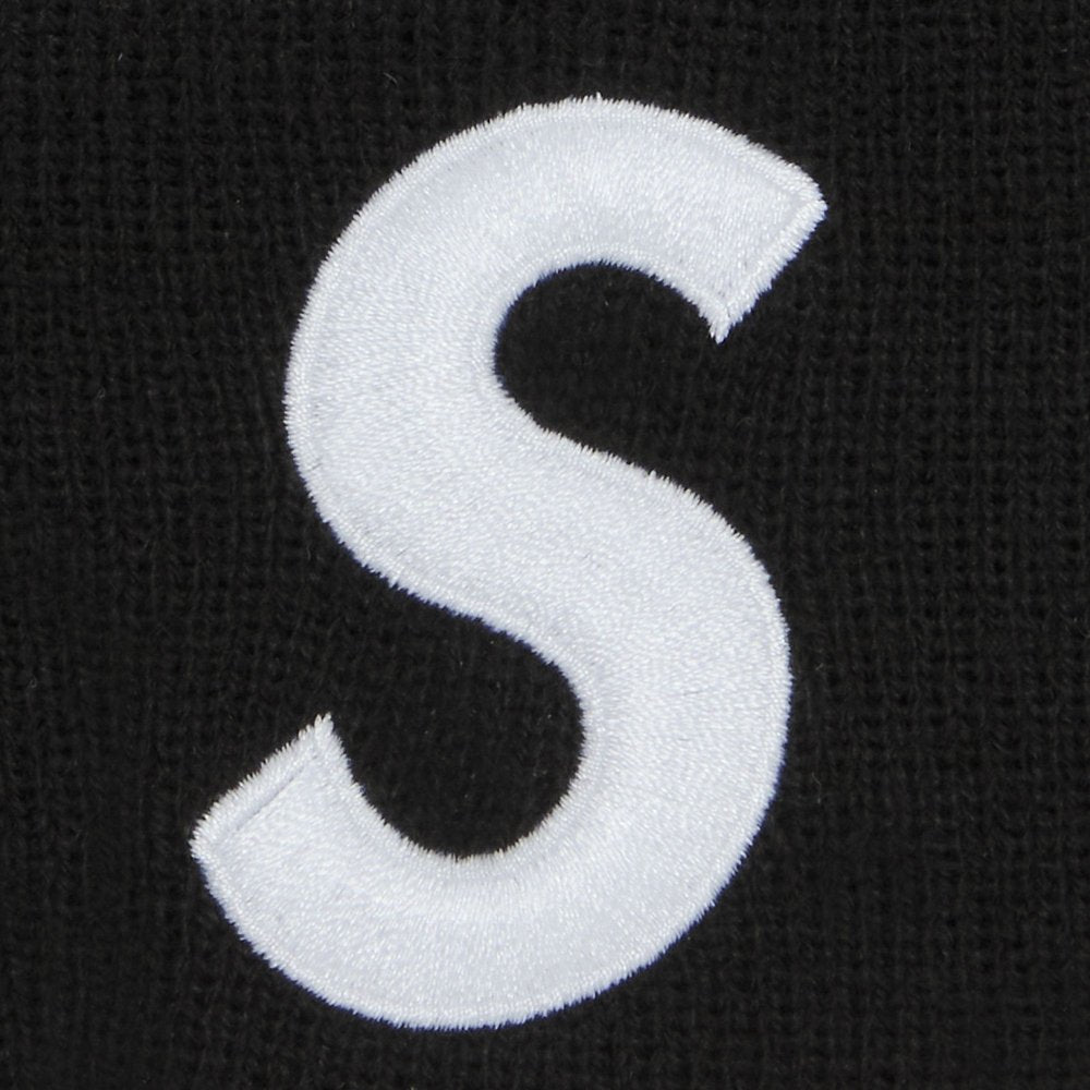 Supreme New Era S Logo Beanie (FW24) Black – detail | Purekickz