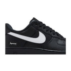 Supreme Nike Air Force 1 Low Black White 2025 – detail | Purekickz