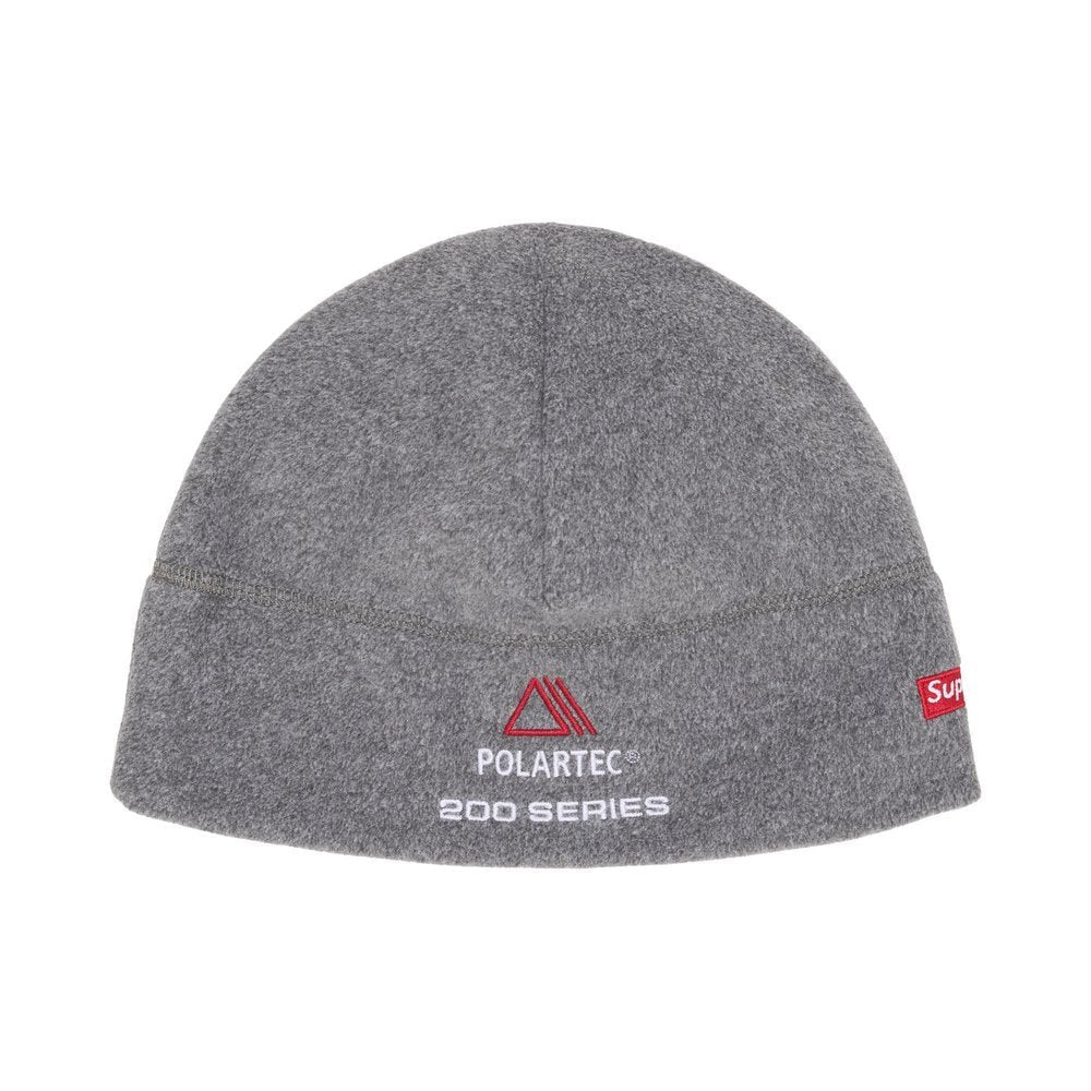 Supreme Polartec Sport Beanie (FW25) Grey – boční pohled | Purekickz