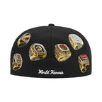 Supreme Rings Box Logo New Era Black – boční pohled | Purekickz