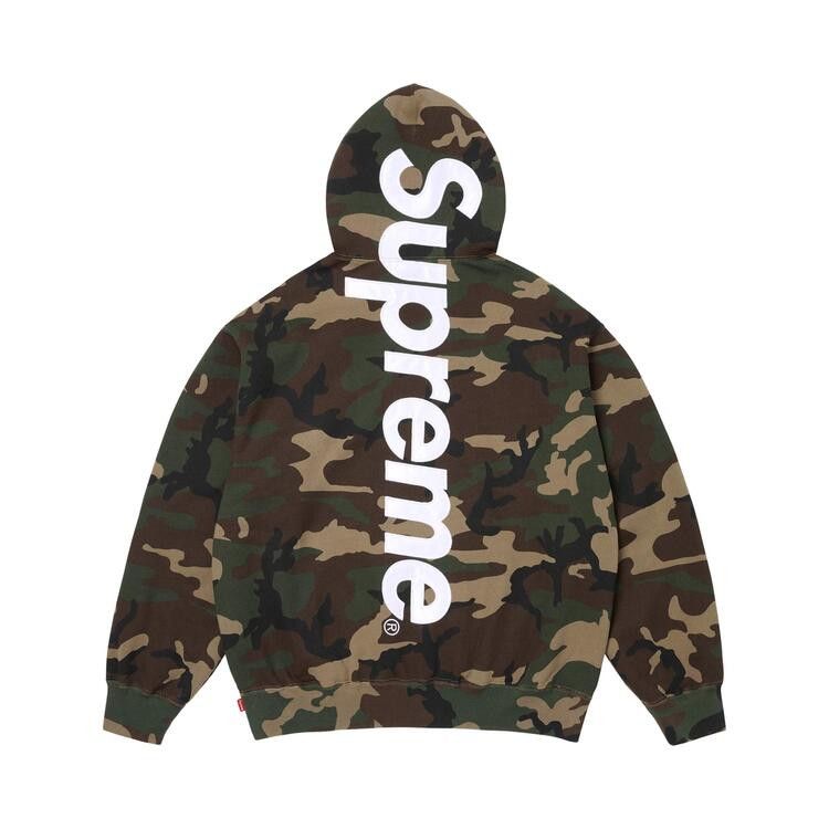 Supreme Satin Applique Hooded Sweatshirt (SS26) Woodland Camo – boční pohled | Purekickz