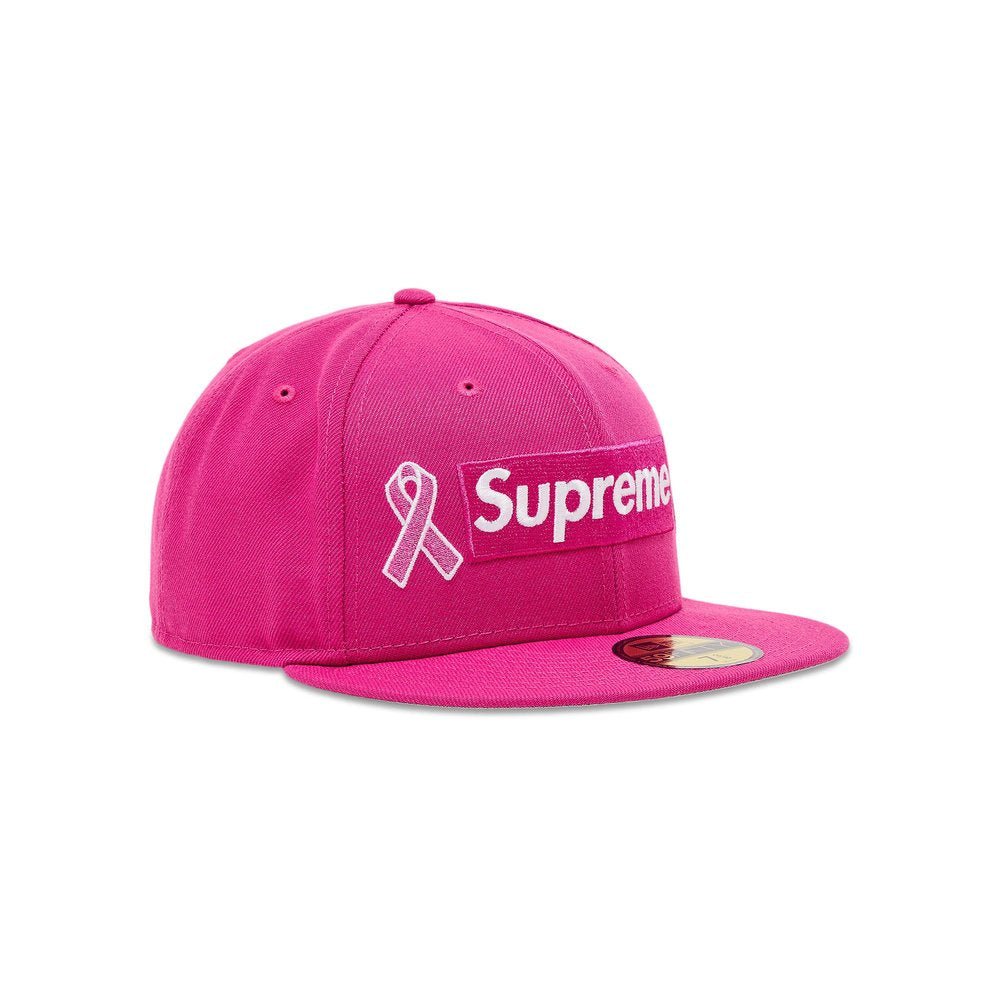 Supreme x New Era Breast Cancer Awareness Box Logo Fitted Hat Pink – boční pohled | Purekickz