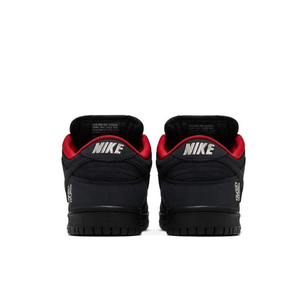 Supreme x Nike Dunk Low SB 'Black' – podrážka | Purekickz