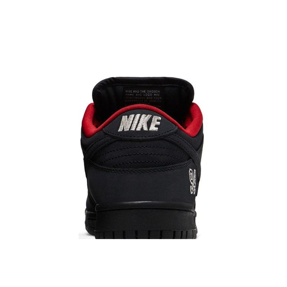 Supreme x Nike Dunk Low SB 'Black' – detail materiálu | Purekickz