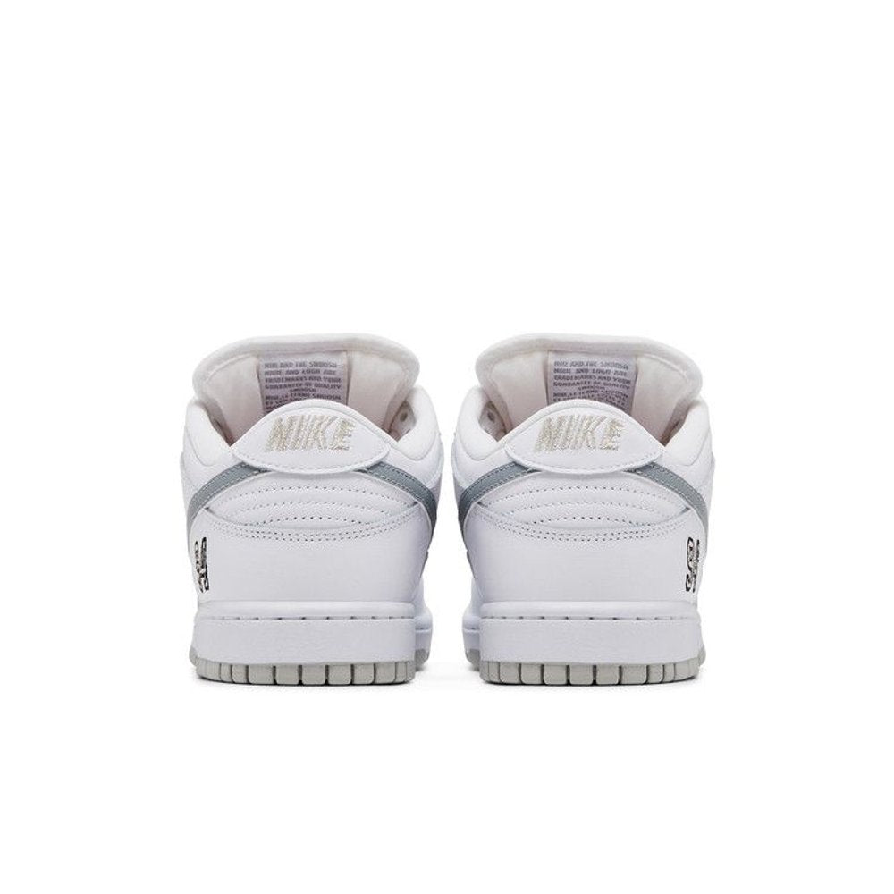 Supreme x Nike Dunk Low SB 'White Metallic Silver'