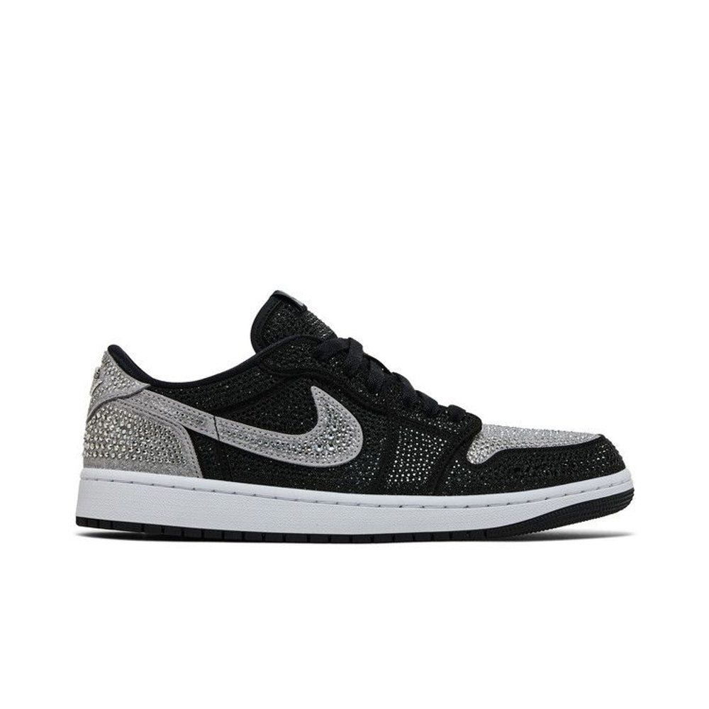 Swarovski x Wmns Air Jordan 1 Retro Low OG Shadow – boční pohled | Purekickz