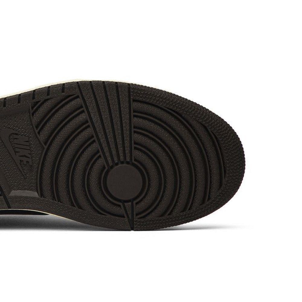 Travis Scott x Air Jordan 1 Low 'Mocha' – pohled shora | Purekickz